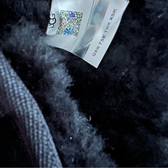 NWT UGG Neumel Platform Strap Chukka Boot Black Various Sizes - Picture 13 of 16